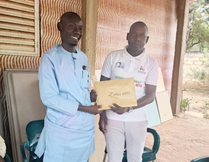 Cérémonie de remise d&rsquo;appuis sociaux aux couches vulnérables du département de Salémata.